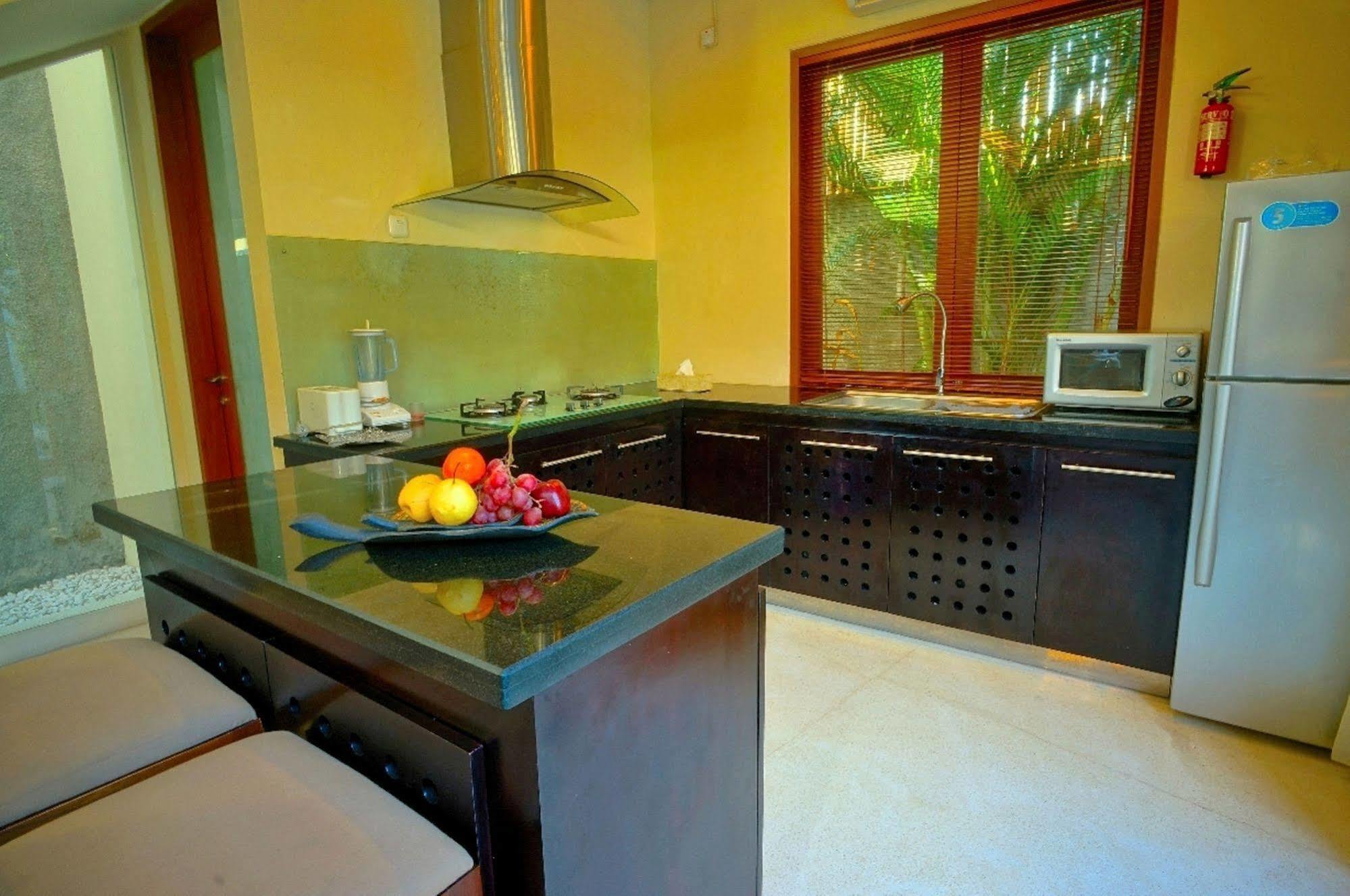 Villa Travis Семиньяк Экстерьер фото
