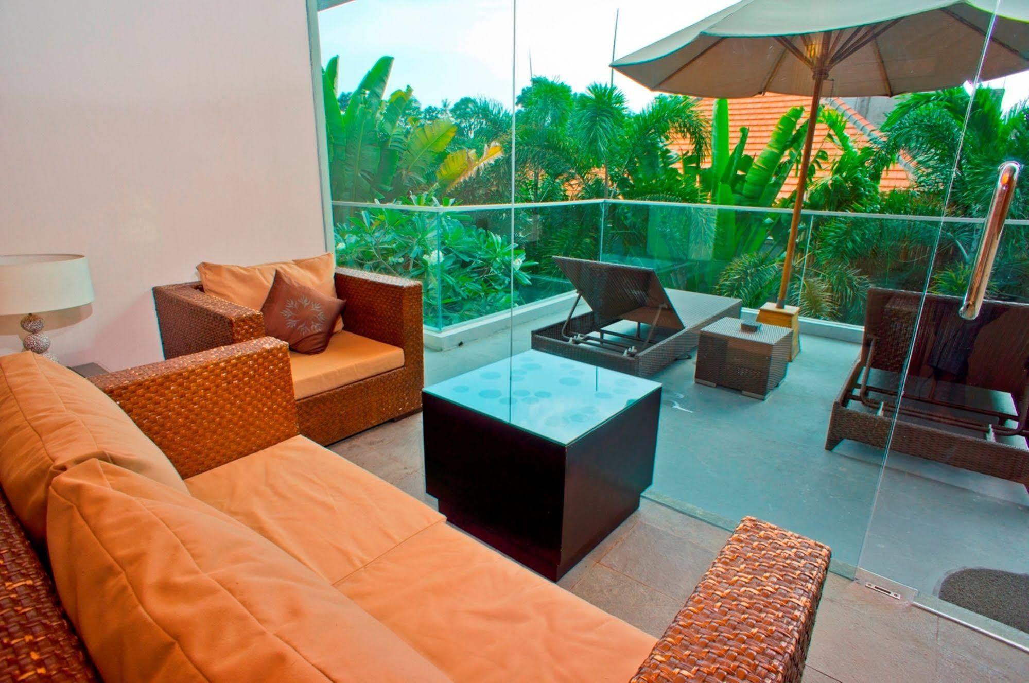 Villa Travis Семиньяк Экстерьер фото